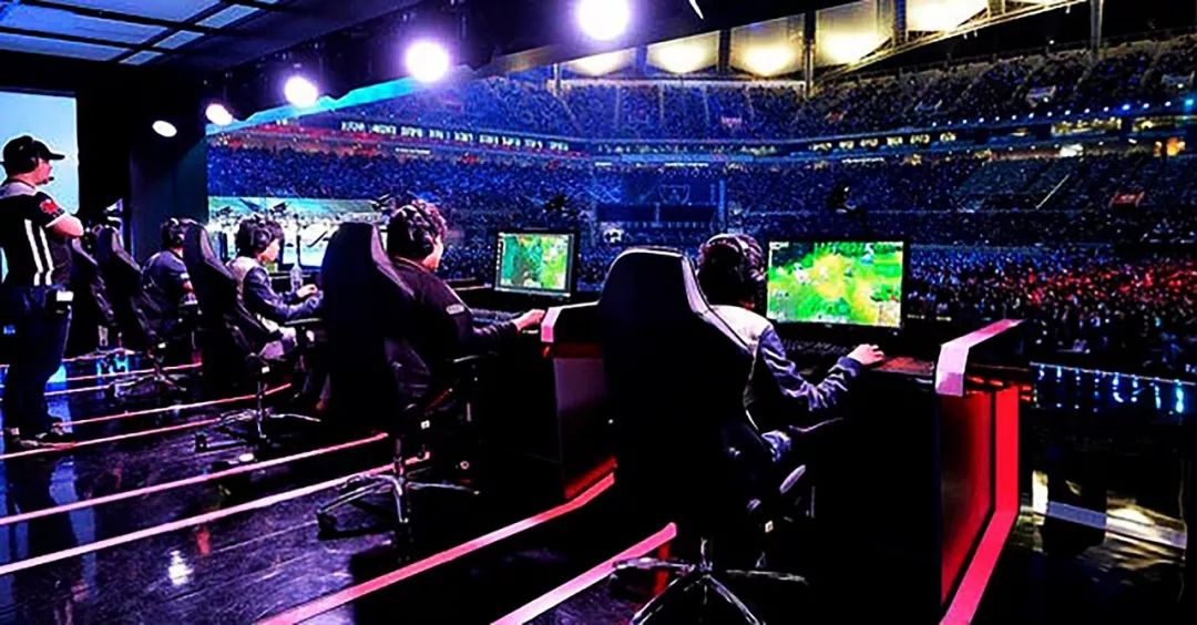 例如对方摔 例如对方摔